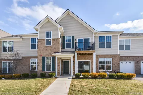 9940 Ridge Run St, Howell, MI 48855