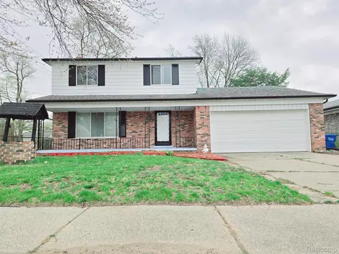 32912 Saratoga Ave, Warren, MI 48093