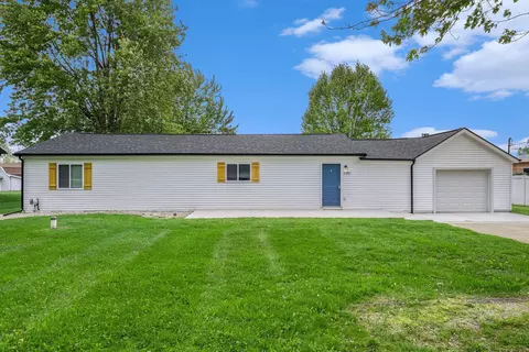 3391 Pollock Rd, Grand Blanc, MI 48439