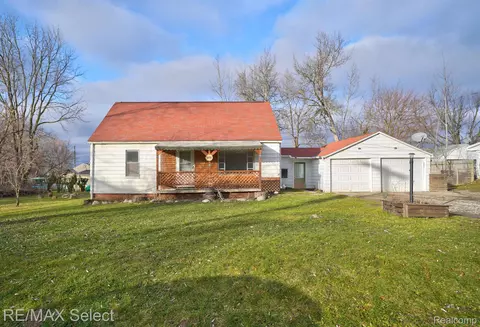 4418 Lenrose Ave, Flint, MI 48532
