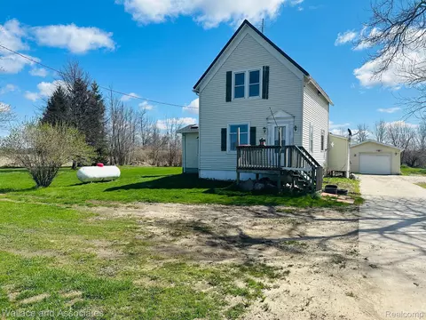 3261 Isles Rd, Flynn, MI 48453
