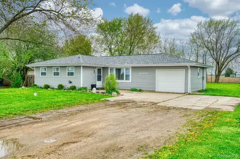 10993 Wilkinson Rd, Venice, MI 48449