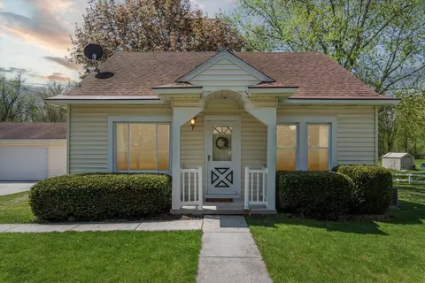 6085 N Stony Creek Rd, Monroe, MI 48162