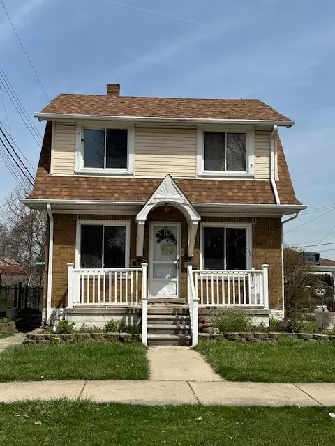 1072 Mayflower Ave, Lincoln Park, MI 48146