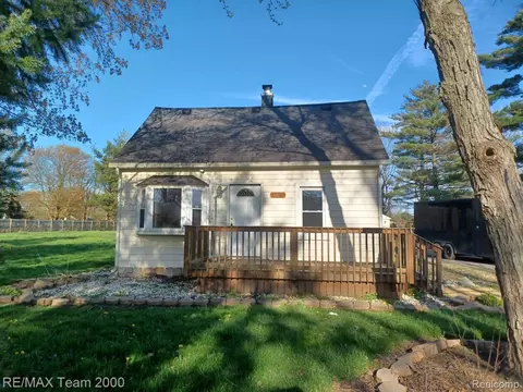 12939 Murray St, Taylor, MI 48180