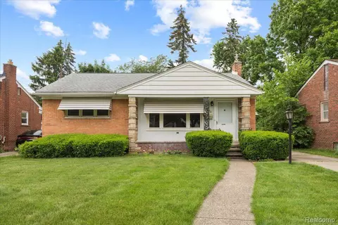 2034 Carlysle St, Dearborn, MI 48124