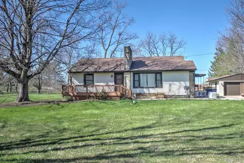 5066 Reid Rd, Mundy, MI 48473