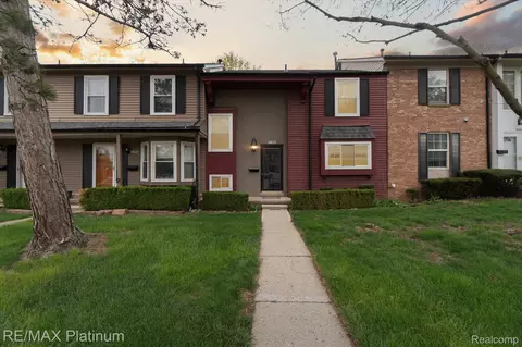 3184 Bolgos Cir G Cir, Ann Arbor, MI 48105