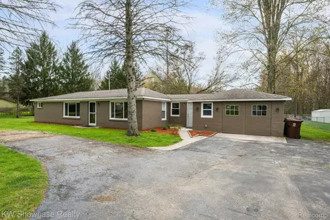 18070 Savage Rd, Sumpter, MI 48111