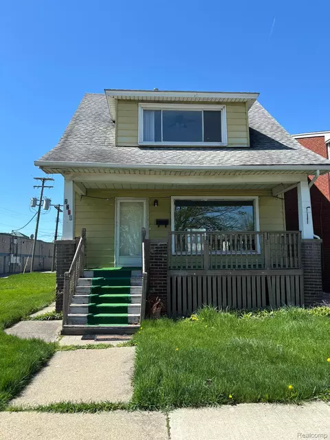 7235 Middlesex St, Dearborn, MI 48126
