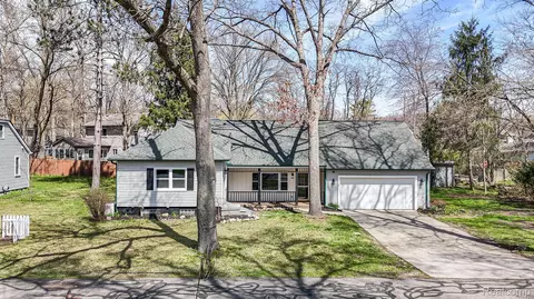 2160 Euna, Wixom, MI 48393