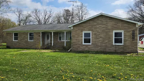2237 S Elms Rd, Flint, MI 48473