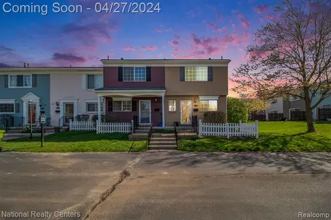 32266 W 12 Mile Rd, Farmington Hills, MI 48334