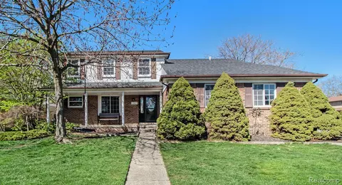 7047 E Spring Dr, Canton, MI 48187