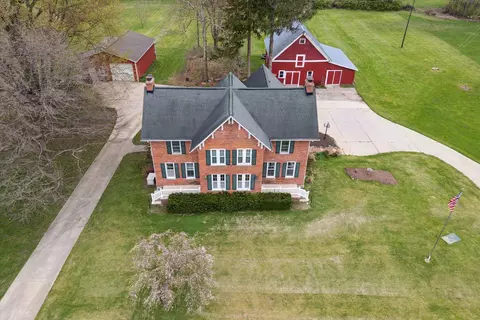 9771 Bunton Rd, Augusta, MI 48191