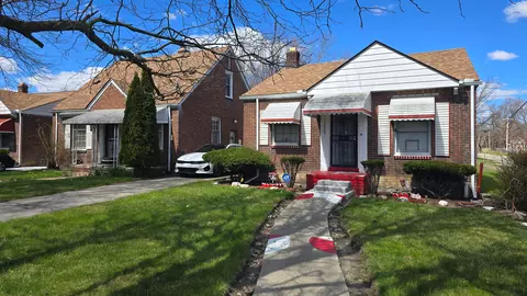 12389 Camden St, Detroit, MI 48213
