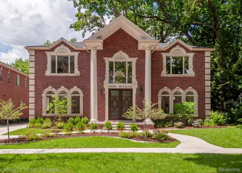 1525 Belmont St, Dearborn, MI 48128