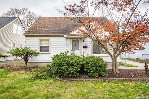 15544 Gaylord, Redford, MI 48239