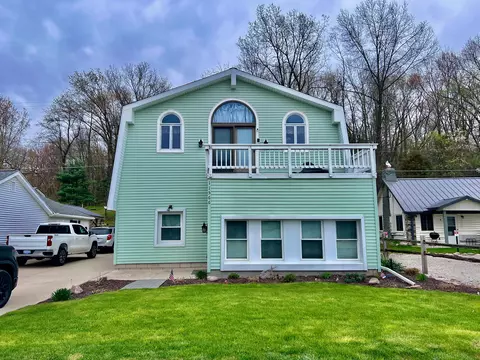 11566 Breyman, Franklin, MI 49287