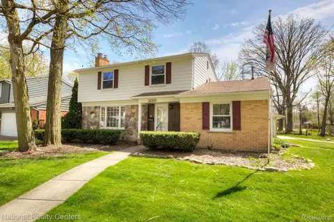 300 Edmund Ave, Royal Oak, MI 48073