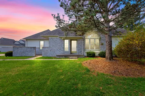 13465 Wyndemere Cir, Sterling Heights, MI 48313