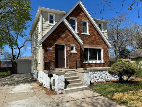 20817 Mendota Ave, Royal Oak, MI 48220