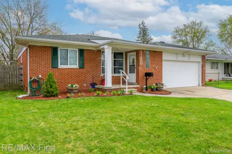 11400 Erdmann Rd, Sterling Heights, MI 48314
