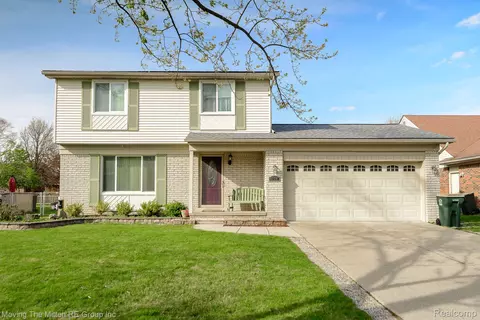 45090 Rudgate Rd, Canton, MI 48188