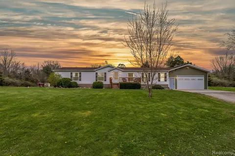 3197 S Sheridan Rd, Lennon, MI 48449