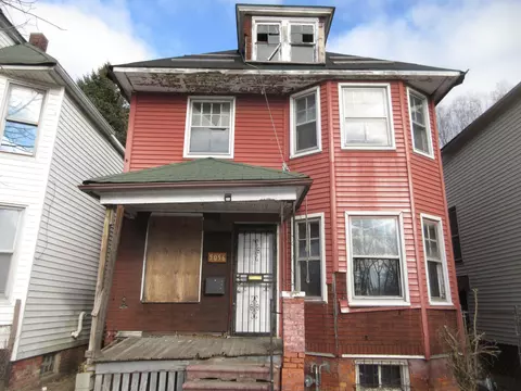5056 Parker St, Detroit, MI 48213