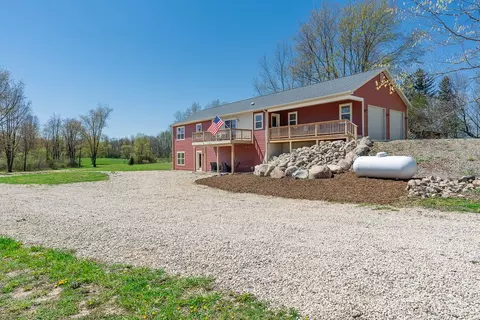 10064 Love Rd, Assyria, MI 49021