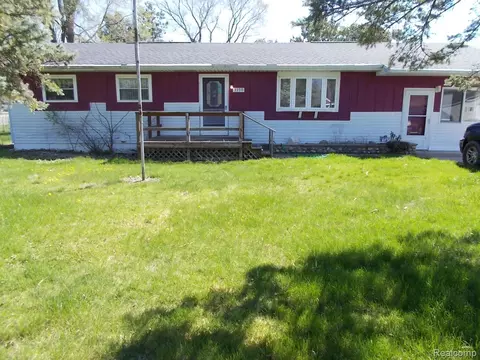 3390 Main St, Akron, MI 48701