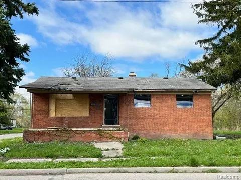 12326 Garnet St, Detroit, MI 48205