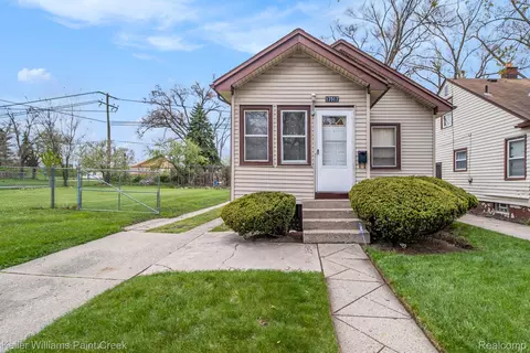 17517 Asbury Park, Detroit, MI 48235