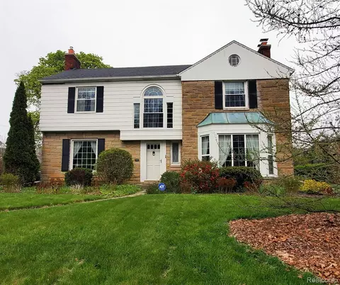1701 Lincoln Dr, Flint, MI 48503