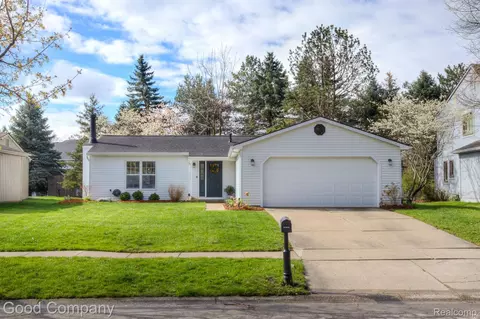 1700 Northbrook Dr, Ann Arbor, MI 48103