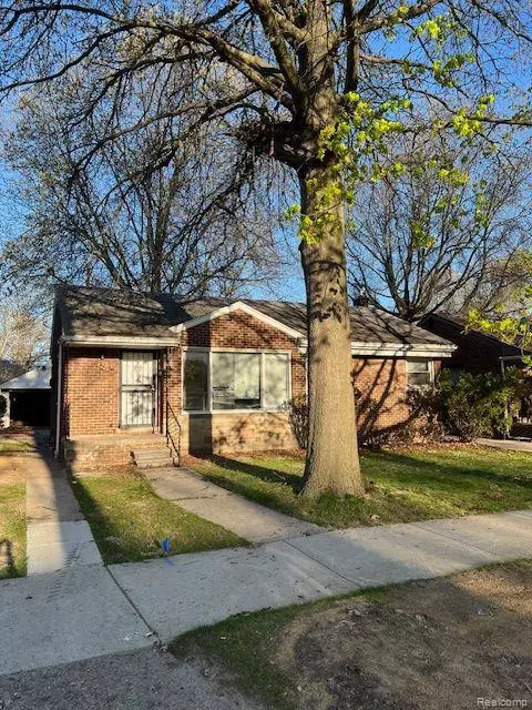 8221 Beaverland, Redford, MI 48239