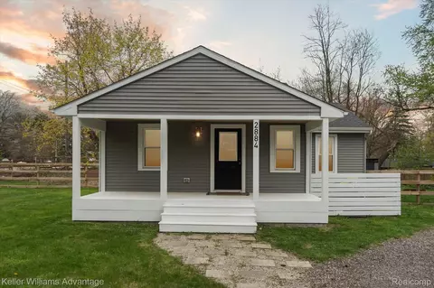 2884 Motorists Dr, Highland, MI 48356