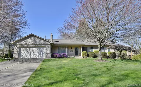 250 Belle Vernon, Rochester Hills, MI 48309