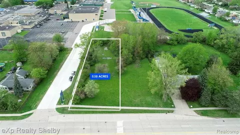 00 15 Mile Rd, Clinton Township, MI 48035