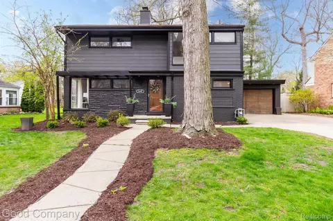 3647 Cumberland Rd, Berkley, MI 48072