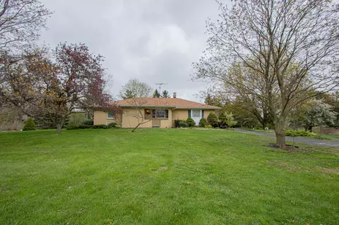 53330 Schoenherr Rd, Shelby Township, MI 48315