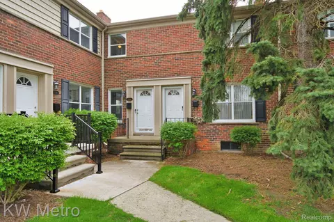 3364 Coolidge Hwy, Royal Oak, MI 48073