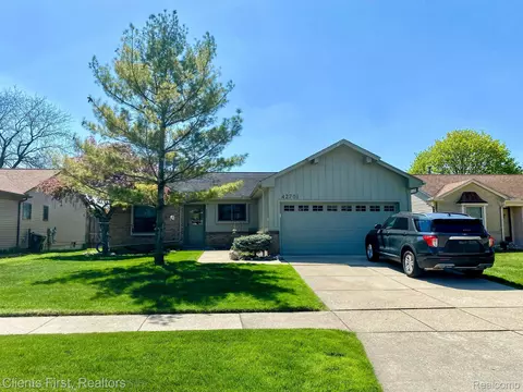 42701 Colling Dr, Canton, MI 48188