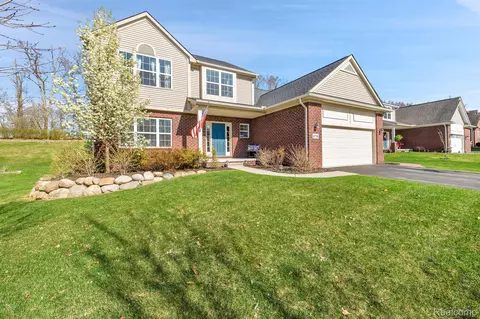 270 State St, Oxford, MI 48371