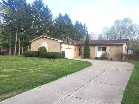 164 Bloomfield Blvd, Bloomfield Township, MI 48302