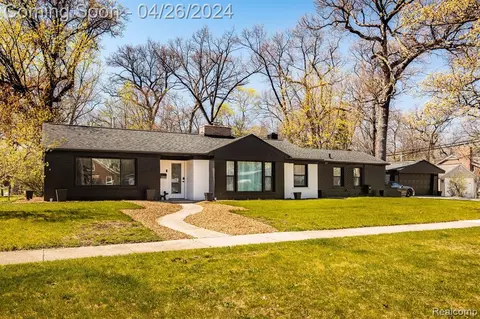 23811 Majestic St, Oak Park, MI 48237