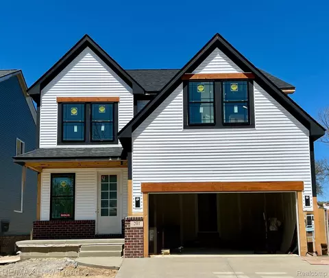 201 Mountain View Ln, Milford, MI 48381