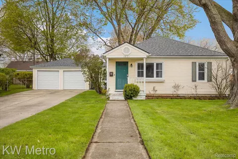 1401 Englewood Ave, Royal Oak, MI 48073