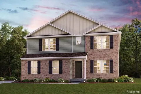 2292 Scenic Hollow Dr, Grand Blanc, MI 48439